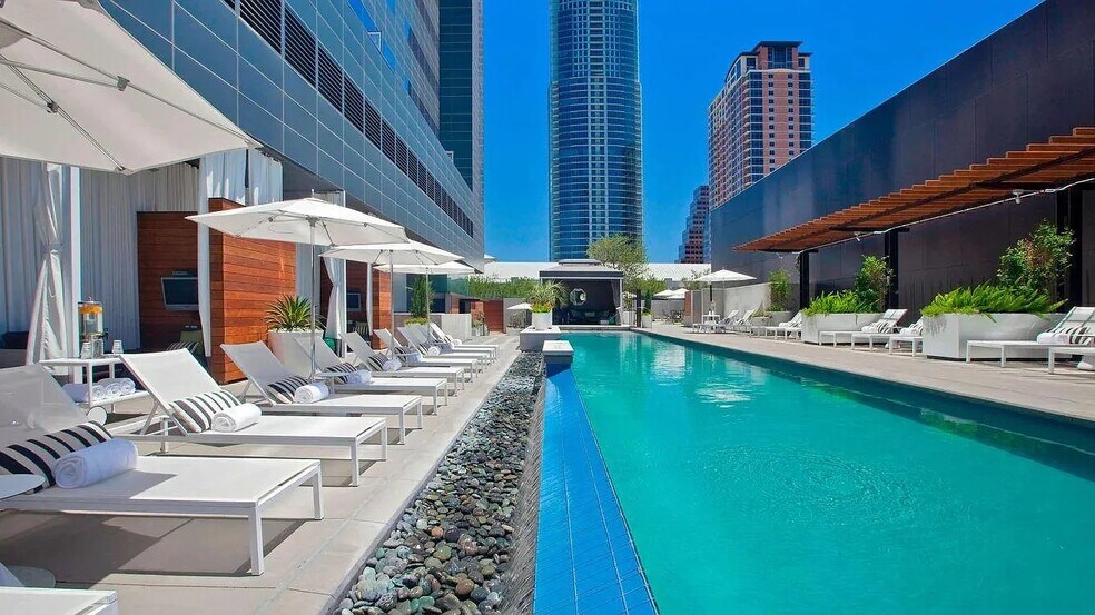 Building Photo - 210 Lavaca St