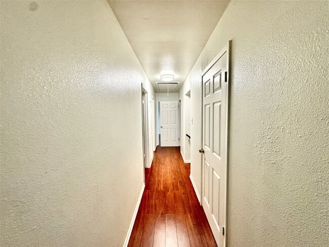 Building Photo - 5813 Lucy Ln