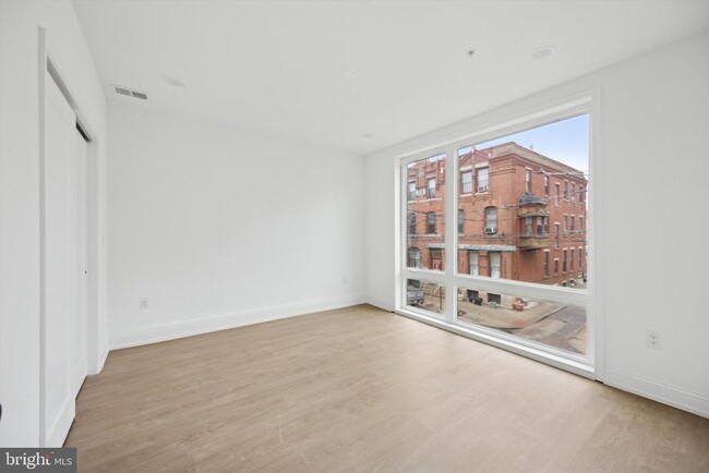 Building Photo - 1614 Ridge Ave