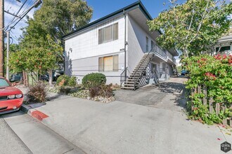 Building Photo - 2435 2nd St