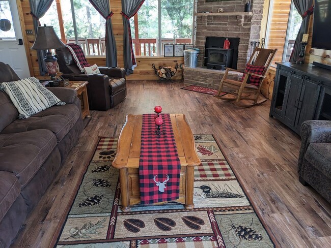 Building Photo - Antler Ridge Cabin