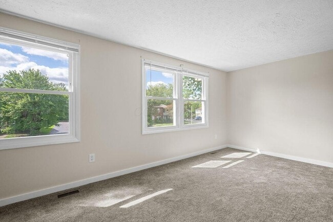 Building Photo - 7504 Stonetrail Way
