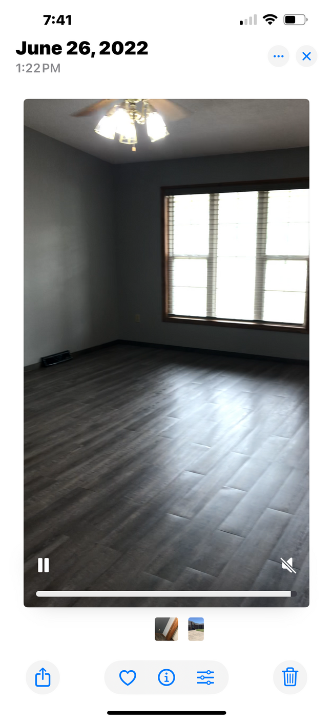 2-bedroom apt - 3700 Hall St