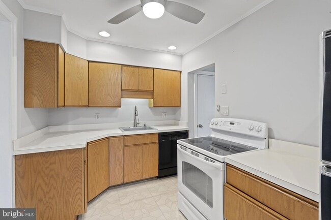 Building Photo - 4108 Orchard Dr