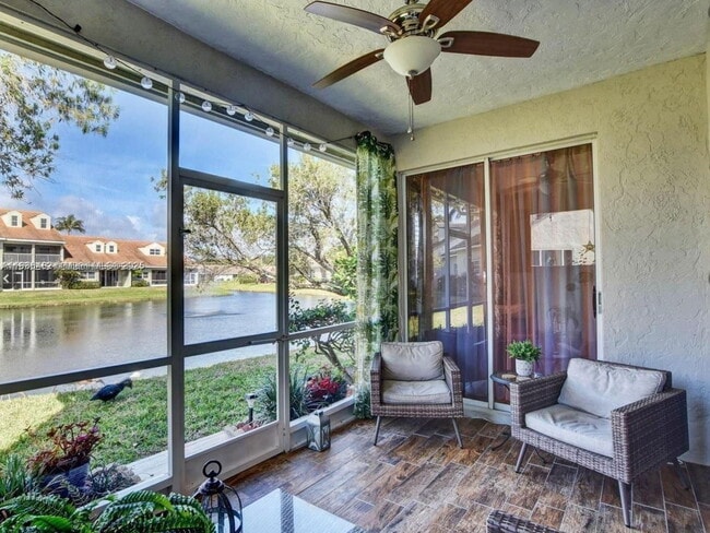 Building Photo - 51 N Lakeshore Dr