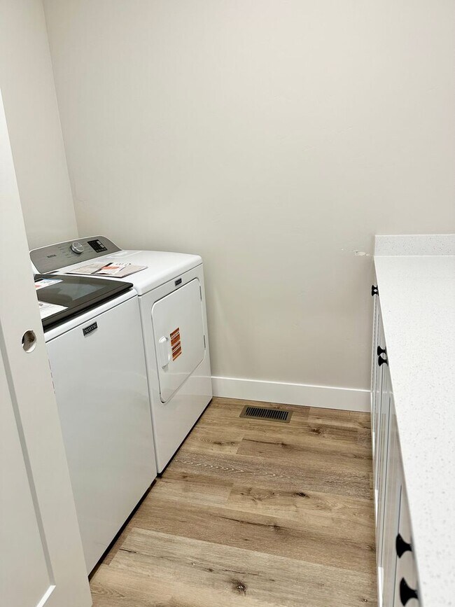 Building Photo - Brand New Home for Rent in Maple Tree Meadows Subdivision