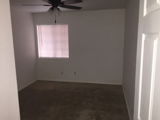 Building Photo - Beautiful Home on Green Belt in Palo Verde Meadows