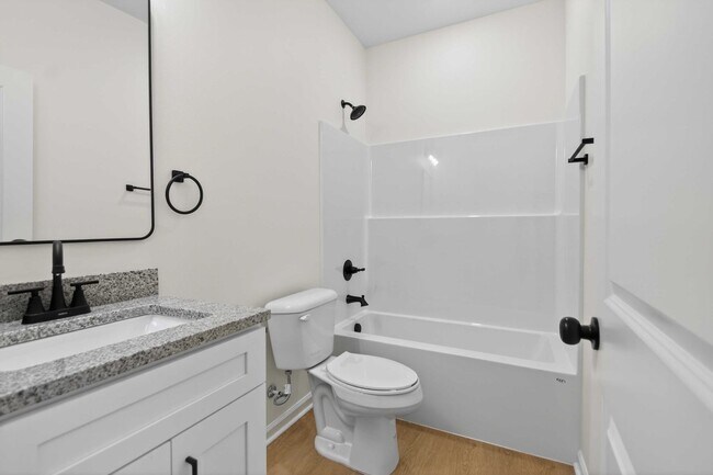 Building Photo - 2015-2017 Scotty Ct