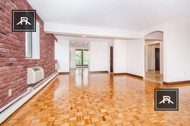 Building Photo - 1 bedroom in Brookline MA 02446