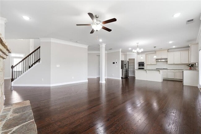 Building Photo - 304 Cochin Dr