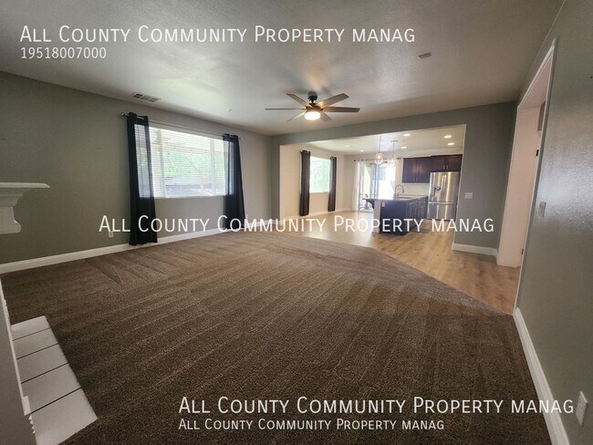 Building Photo - 25255 High Plains Ct