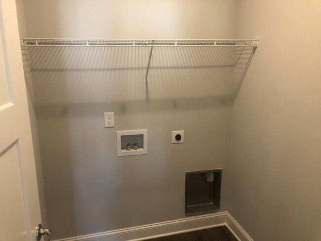 Building Photo - 2 Bed, 2 Bath in Alpine Meadow