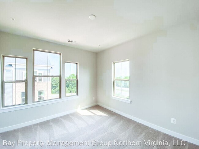 Building Photo - 3 br, 2.5 bath House - 24710 Pantzlaff Far...