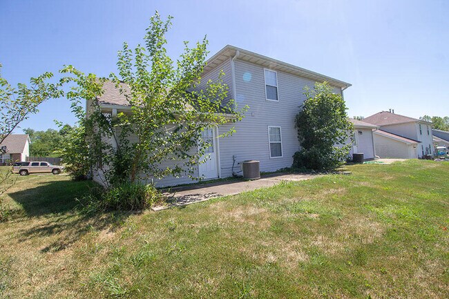 Building Photo - 1415 N Frideriki Dr