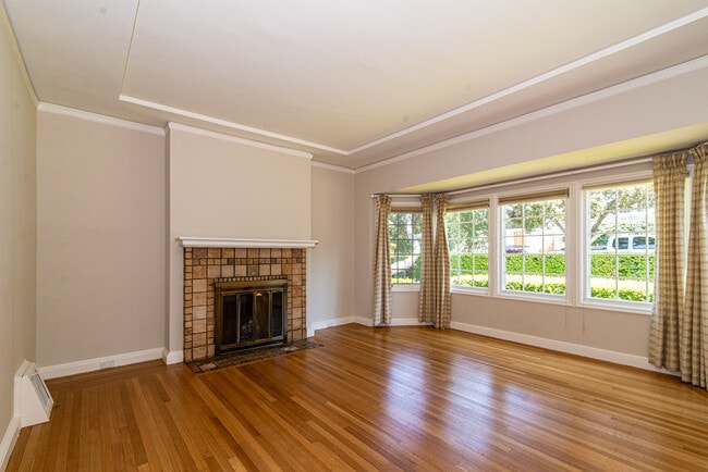 Building Photo - 38 San Pablo Ave