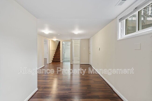 Building Photo - 2311 N Dinwiddie St