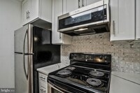 Building Photo - 3308 Wyndham Cir
