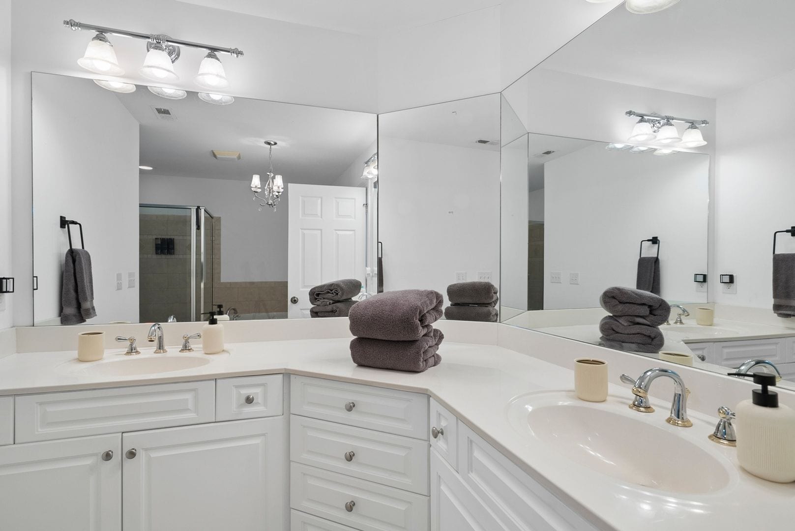 Building Photo - 7829 Harps Mill Woods Run