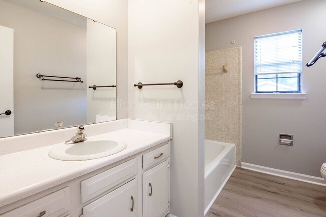 Building Photo - 382 Smitherman Rd