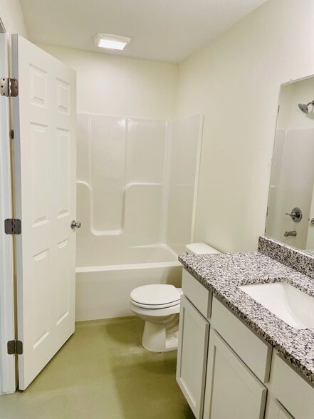 Building Photo - 1520 N Madison Ave