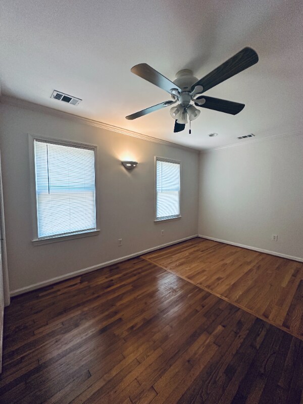 Building Photo - 4104 Comanche Dr