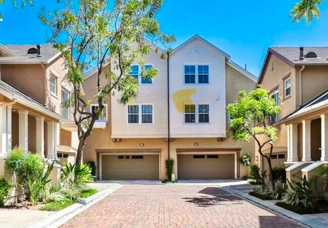 Building Photo - 26 Burlingame