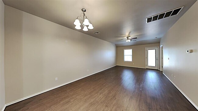 Building Photo - 11201 Coachmans Rd