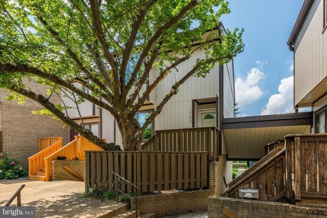 Building Photo - 1785 Westwind Way