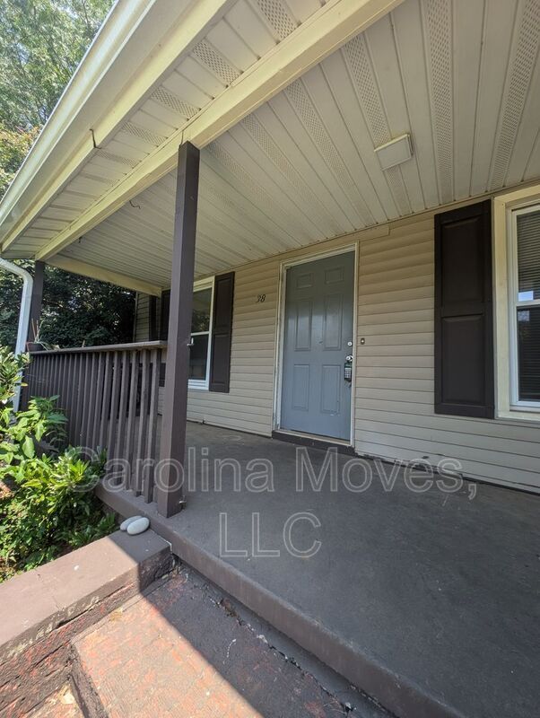Building Photo - 38 Blake St