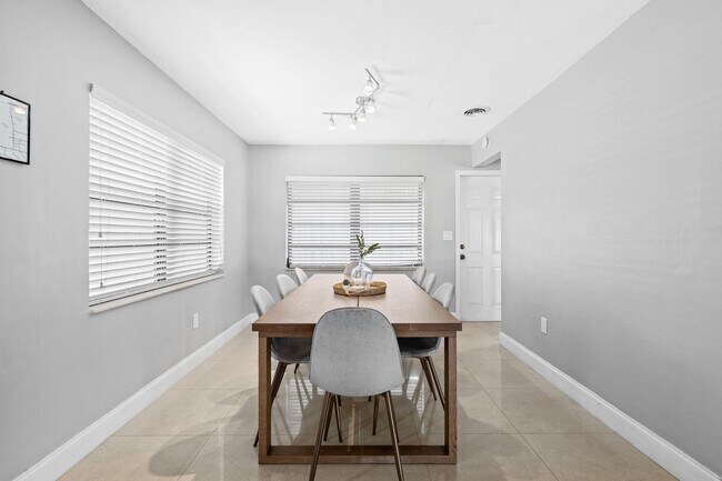 Building Photo - 1601 NE 63rd St