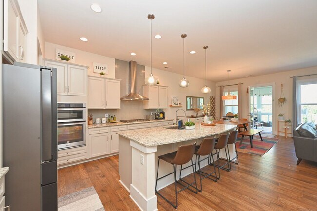 Building Photo - **EXECUTIVE HOME IN WILLIAMSON COUNTY WITH...