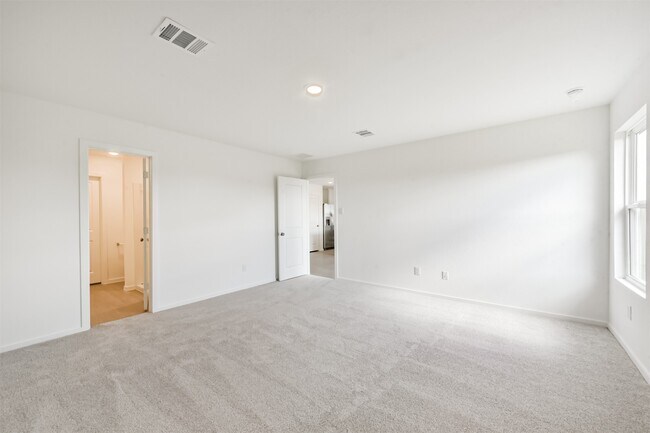 Building Photo - 710 Zuppino Ln