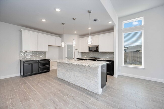 Building Photo - 6306 Loquat Grove Ct