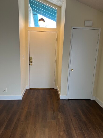 Front door and front closet - 4166 Garden Ave
