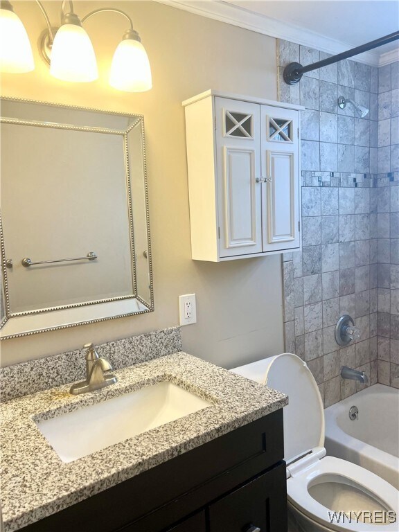 Building Photo - 82 Colette Ave