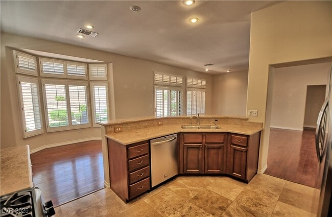 Building Photo - 2701 Orchid Valley Dr
