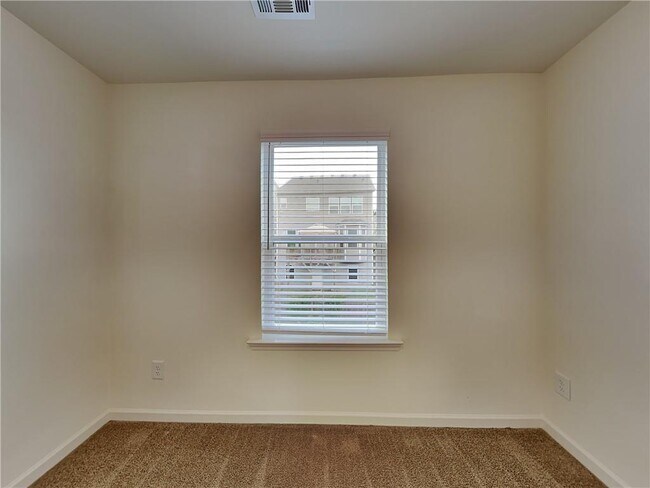 Building Photo - 975 Society Cir