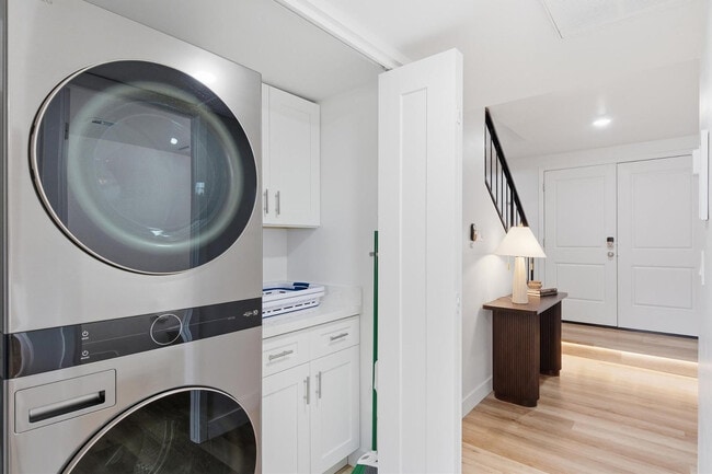 Building Photo - 4308 N Parkway Ave