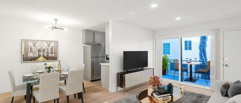 Building Photo - 4711 Beverly Blvd