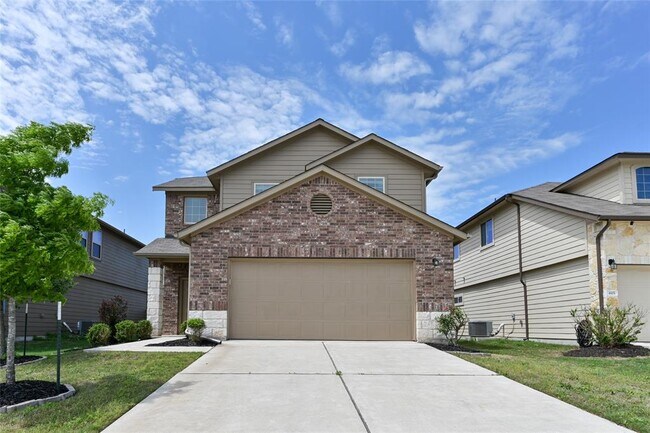 Building Photo - 613 Pinnacle Dr