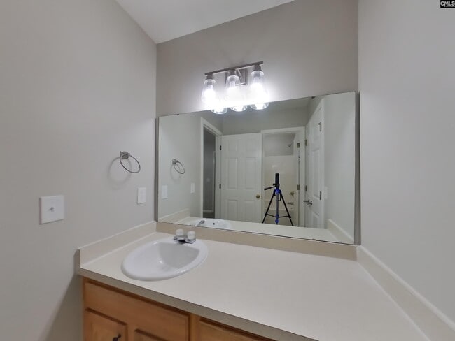 Building Photo - 538 Providence Crossing