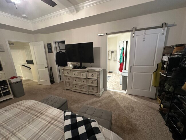 Building Photo - 5640 Scott Ridge Pl