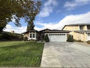 Building Photo - 3532 Rollingside Dr
