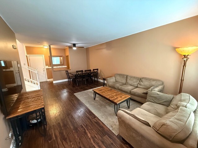 Building Photo - 2298 Reflections Dr