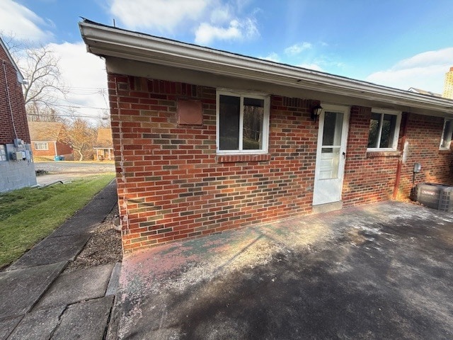 Building Photo - 205 Charleston Dr