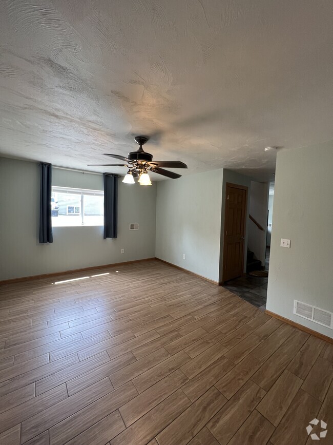 Building Photo - 1122 Lafayette Ave