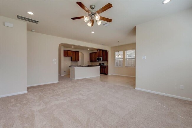 Building Photo - 26907 Skylark Blf Trl