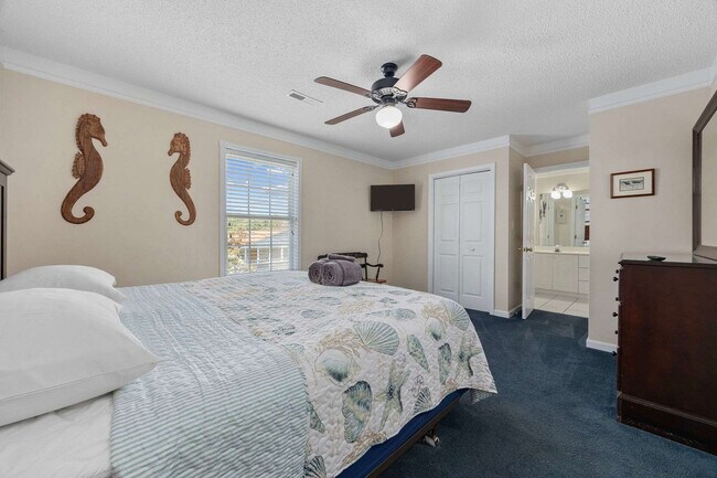 Building Photo - 113A S Yaupon Dr