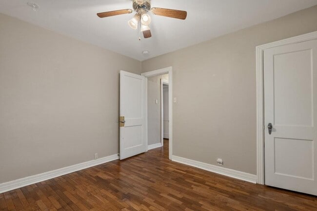 Building Photo - 102 Chitwood St