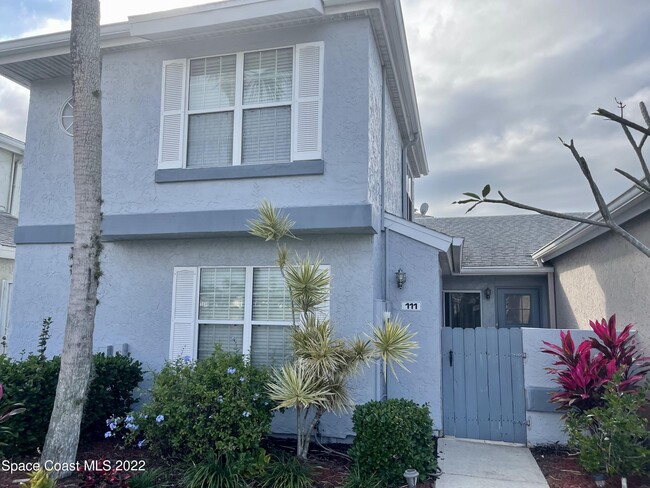 Building Photo - 1425 Malibu Cir NE